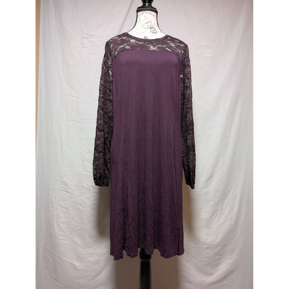 Apt. 9 Dresses & Skirts - Apt. 9 Women's Dark Purple Floral‎ Lace Sleeve Shift Dress Size Large